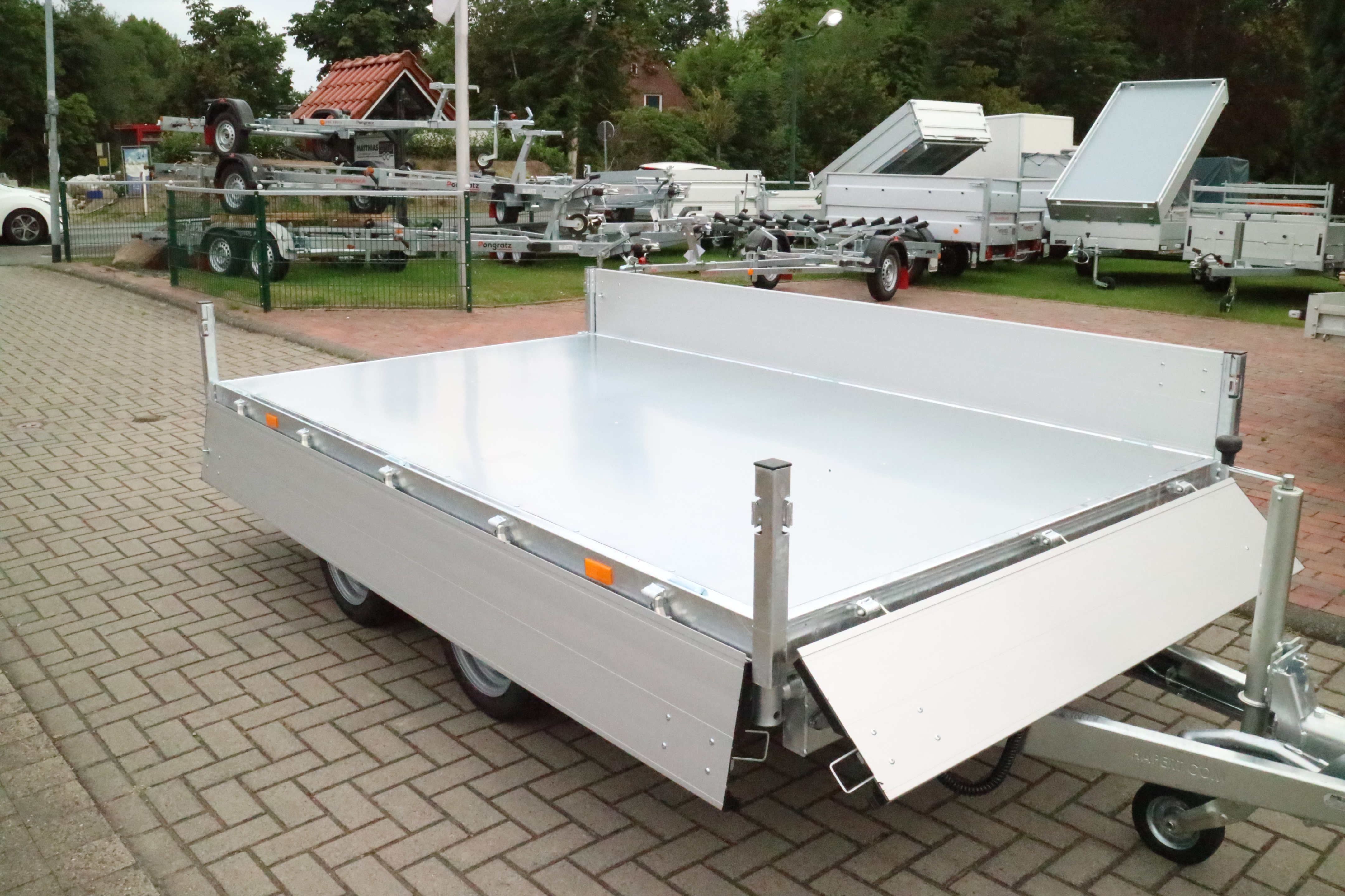 Hapert Cobalt 3 Seiten Kipper 2700 kg 305x180 cm  