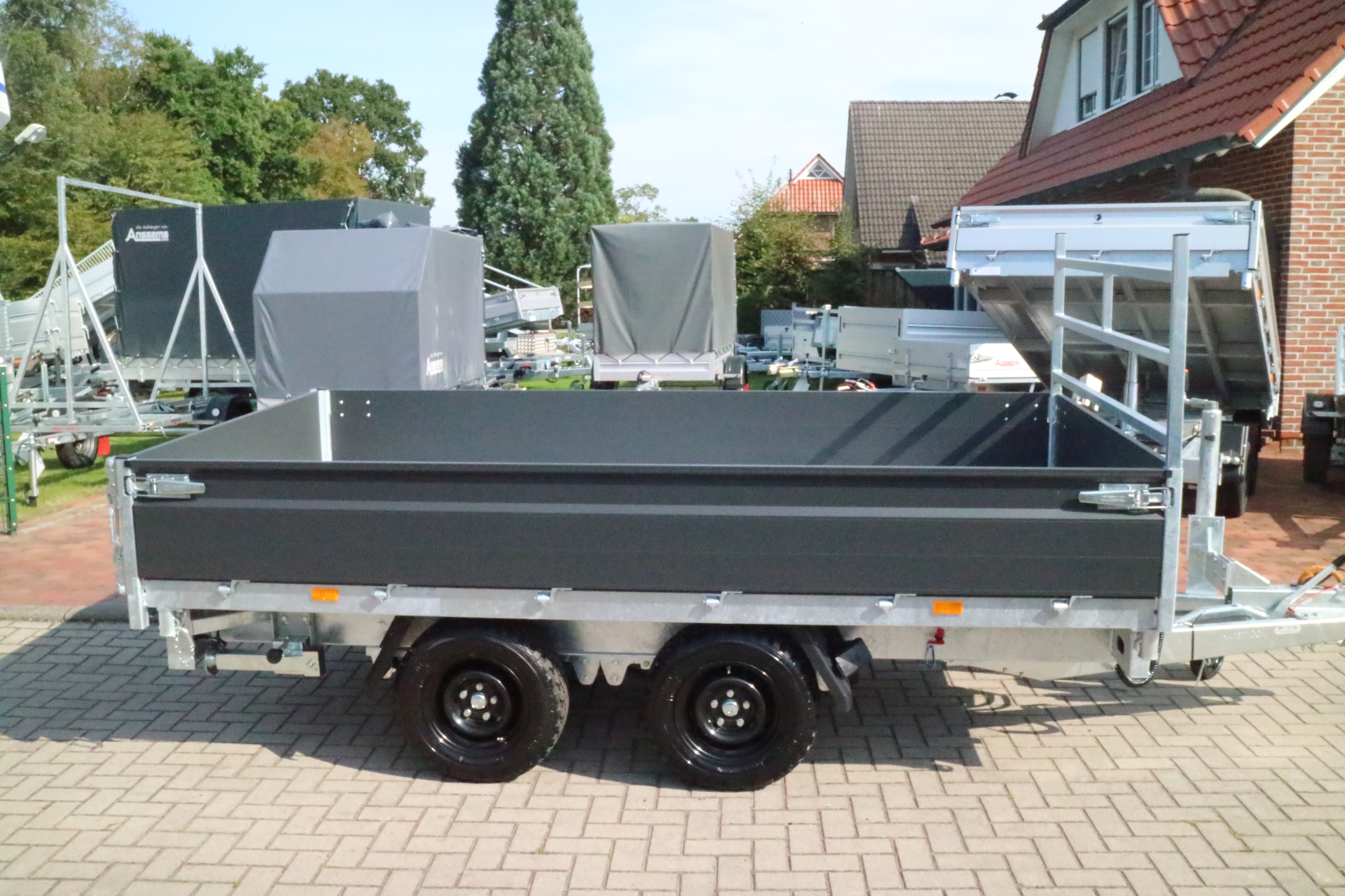 Hapert Cobalt Plus 3 Seiten Kipper 3500 kg 335x180 