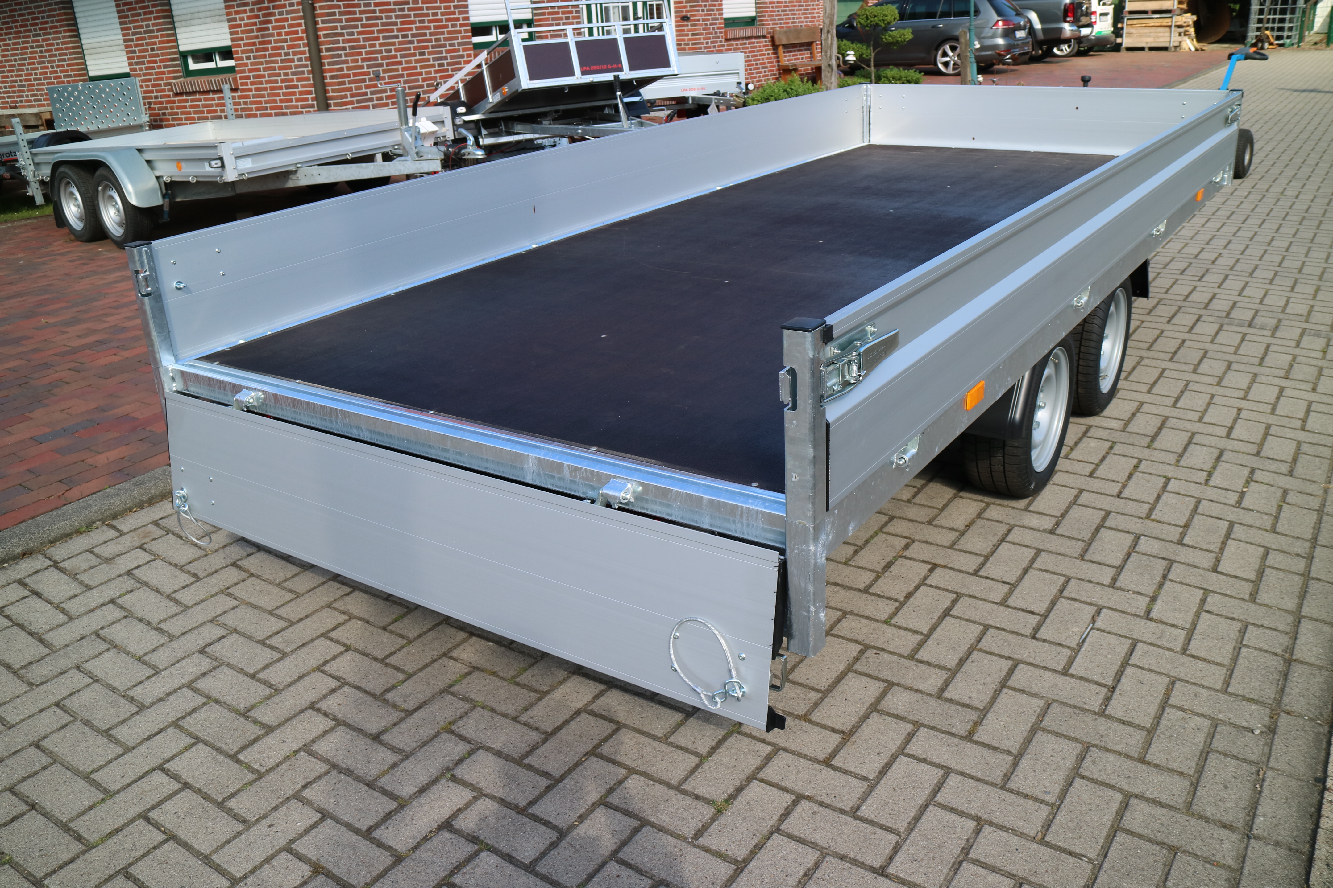 Hapert Azure Hochlader 2700 kg 405x180 cm Kopie