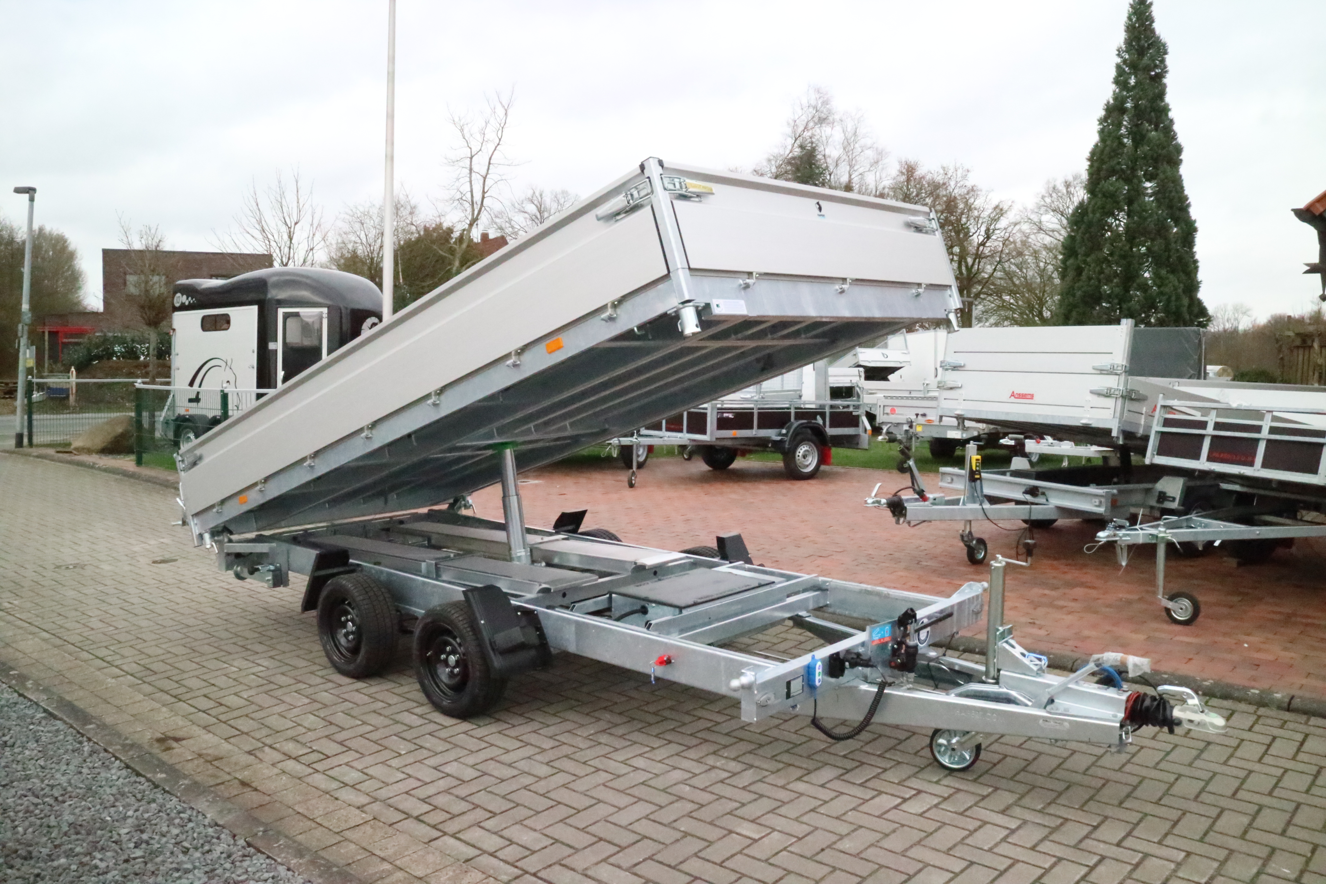 Hapert Cobalt 3 Seiten Kipper 3500 kg 405x200 cm  